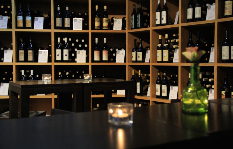 magasin-BANDOL-min_wine_vinorama_wine_bottle_cellar_red_wine_wines_storage_wine_rack-1077047